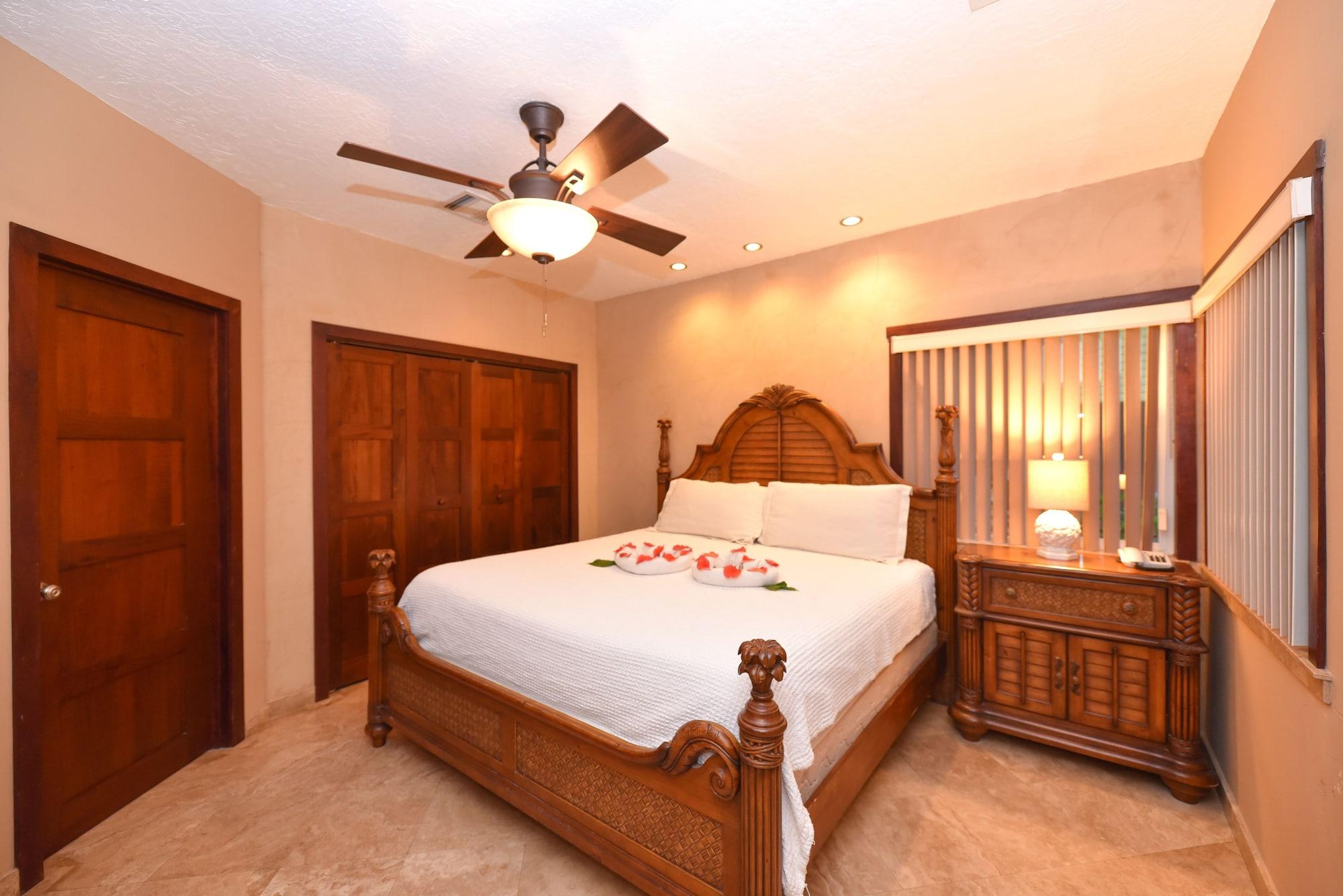 Infinity Bay Spa & Beach Resort West Bay Exterior foto