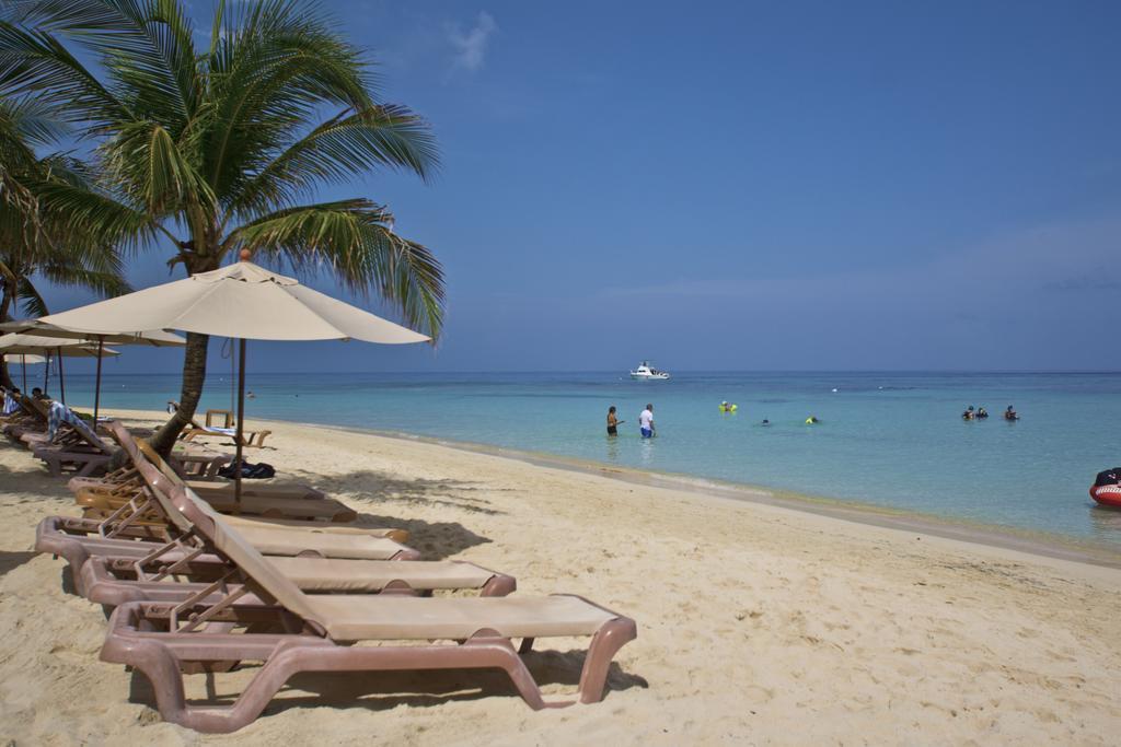 Infinity Bay Spa & Beach Resort West Bay Exterior foto
