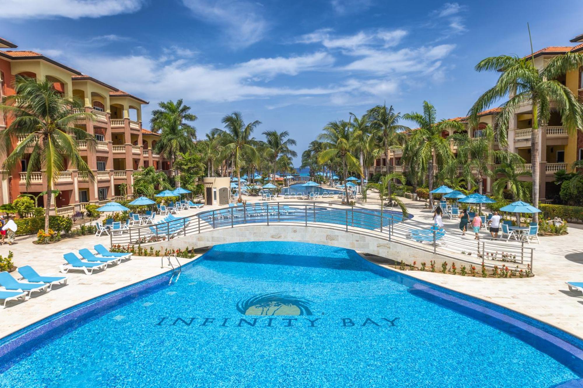 Infinity Bay Spa & Beach Resort West Bay Exterior foto