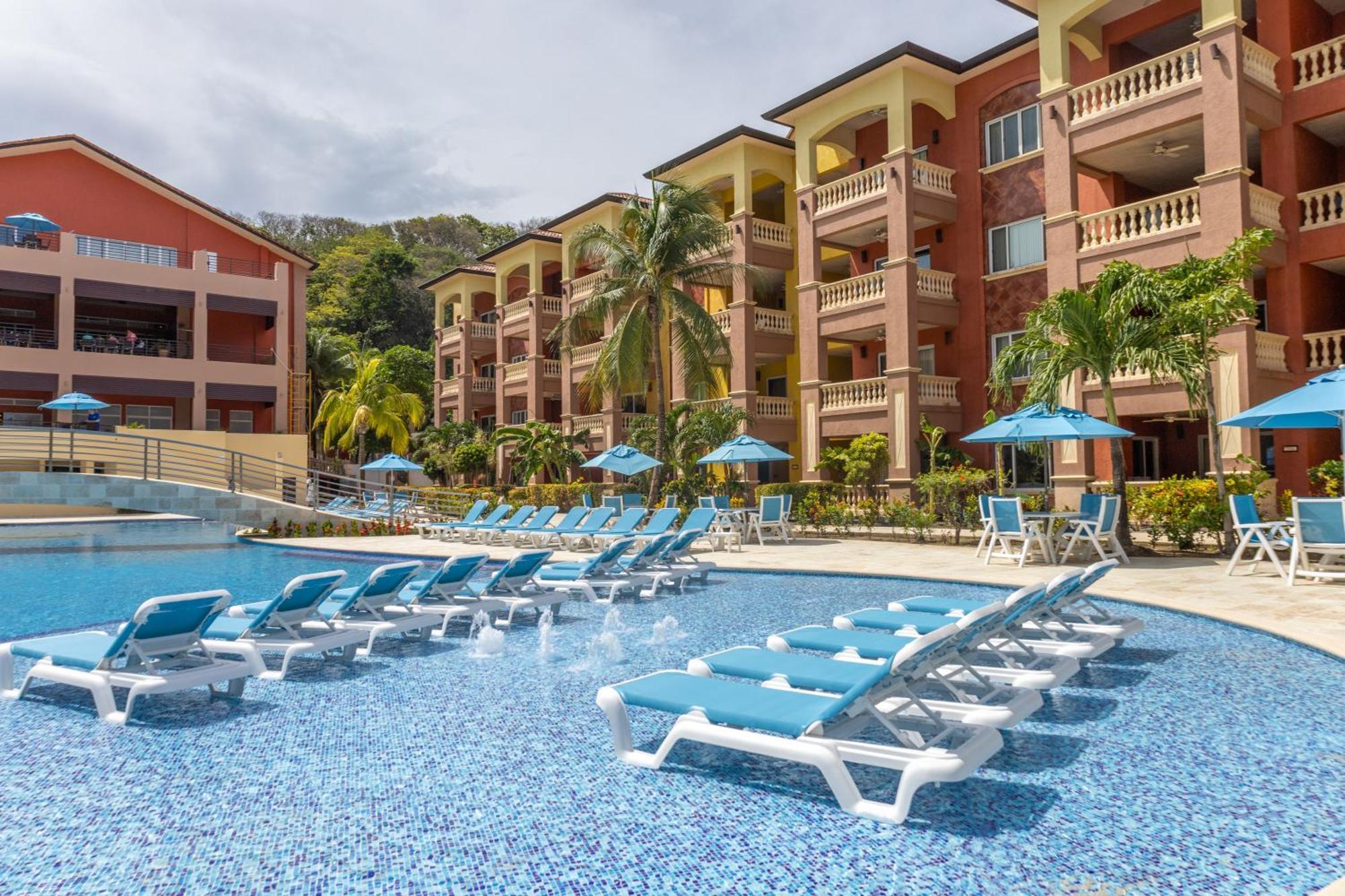 Infinity Bay Spa & Beach Resort West Bay Exterior foto
