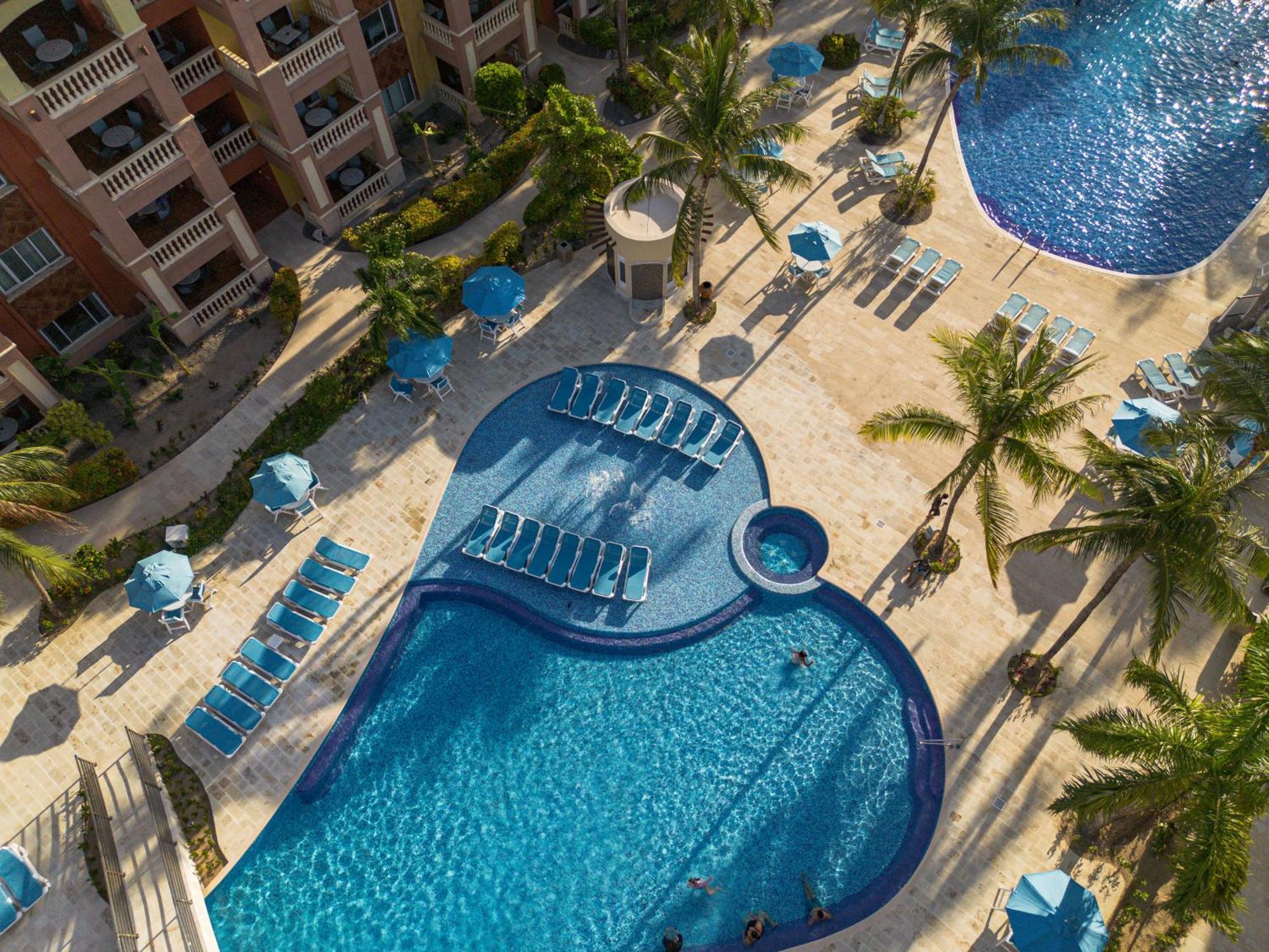 Infinity Bay Spa & Beach Resort West Bay Exterior foto